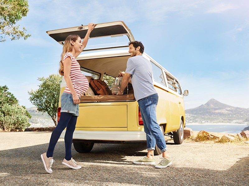 Jobst Maternity - Schwangere Frau mit Kompressionsstrumpfhose